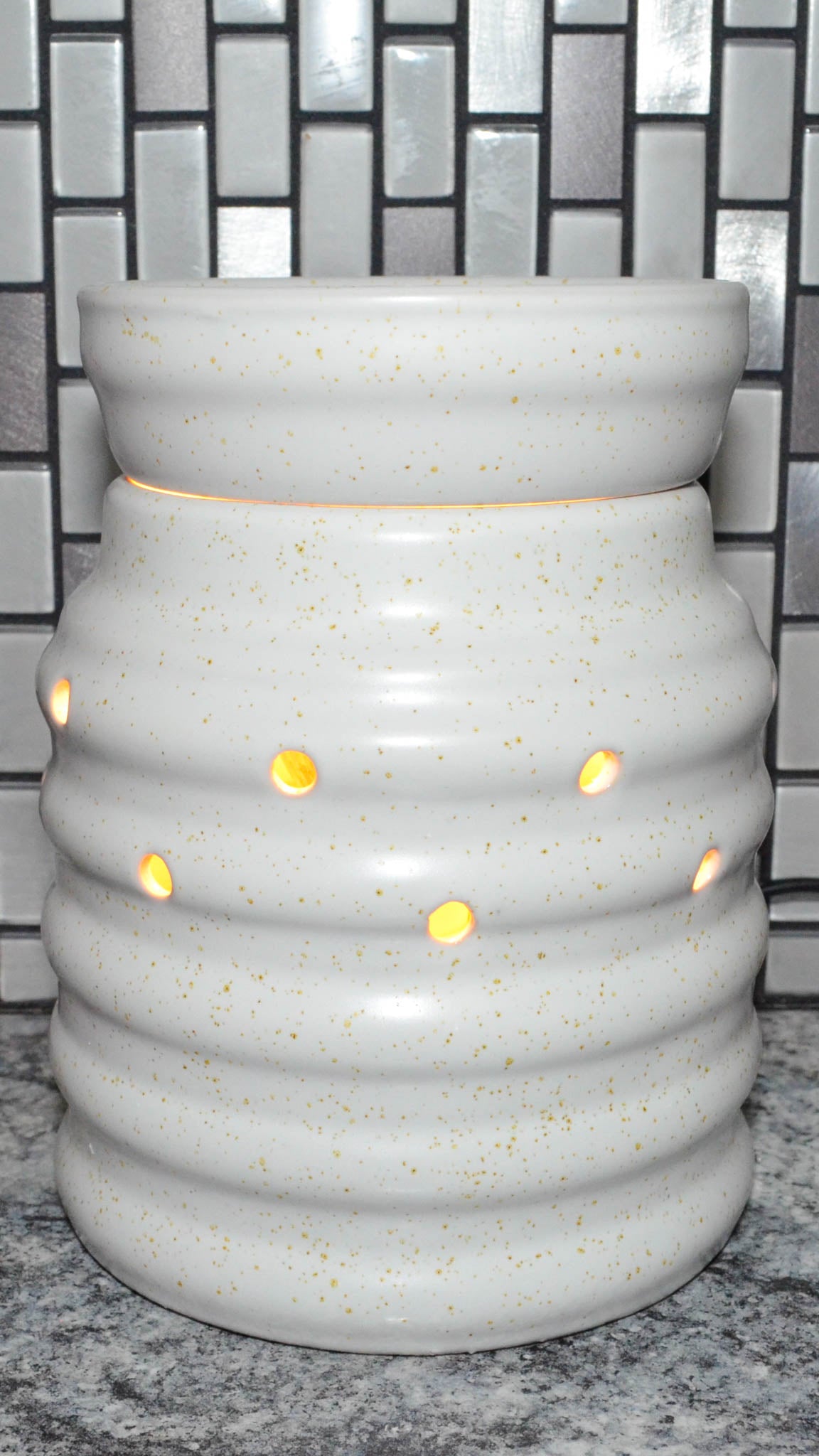 Farmhouse Warmer Turned On